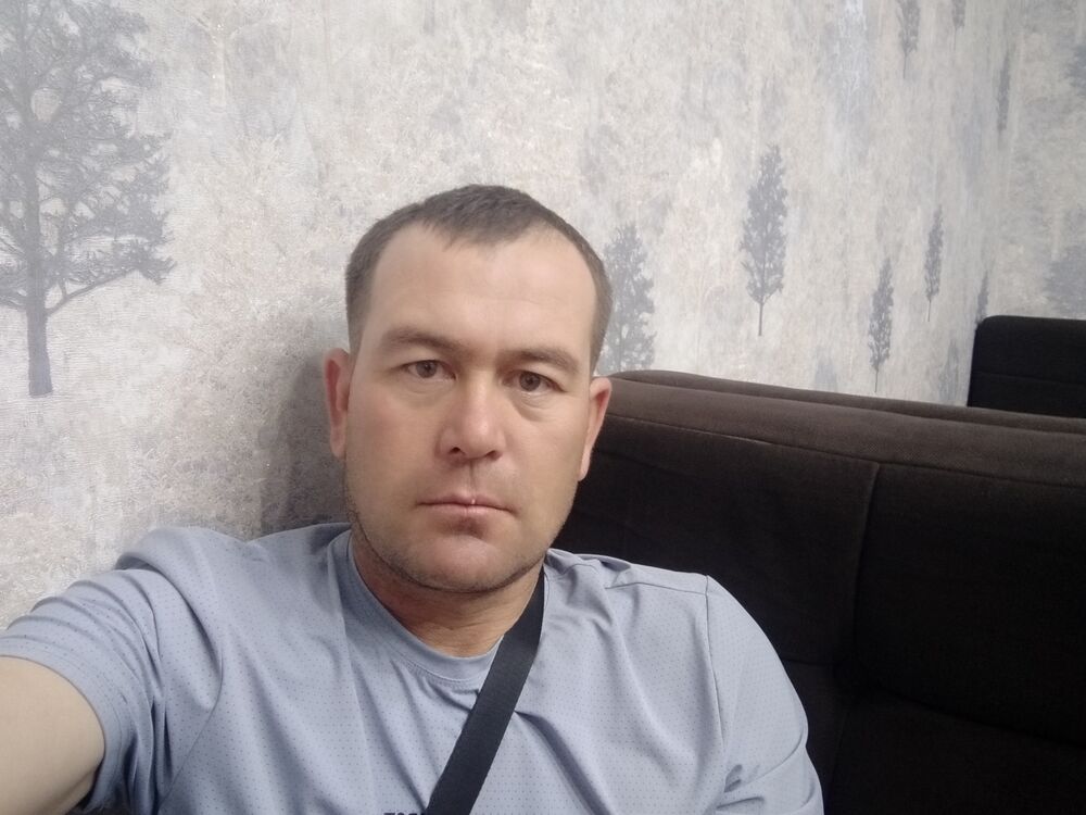  42192400  Umrbek, 38 ,    