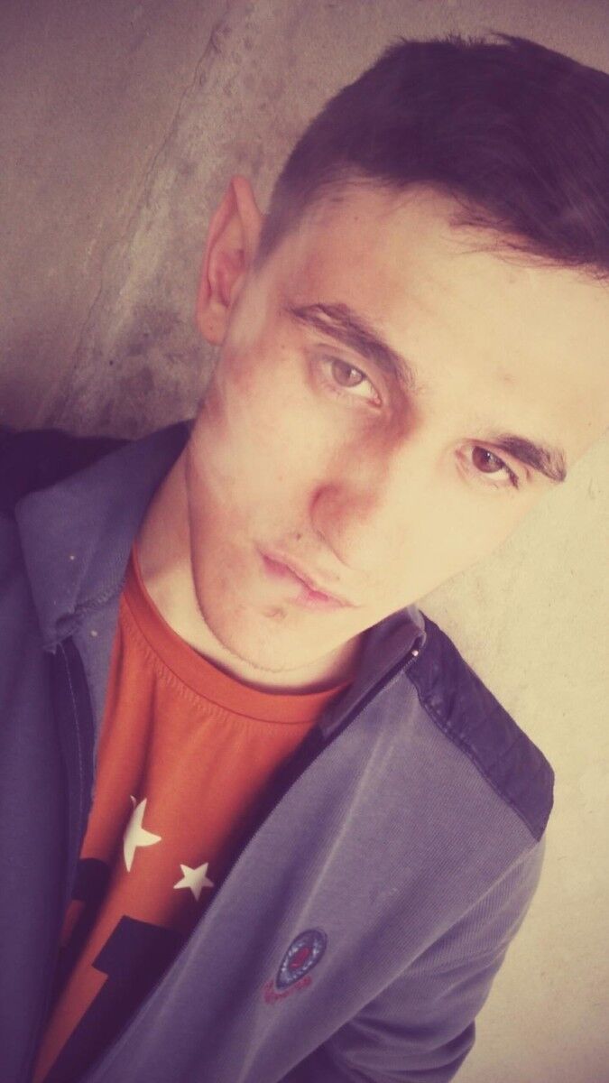  ,   Sergiu, 27 ,   ,   , c 