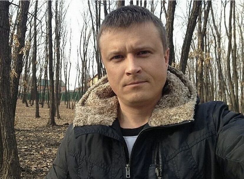  36728330  Alexxxxx, 44 ,    