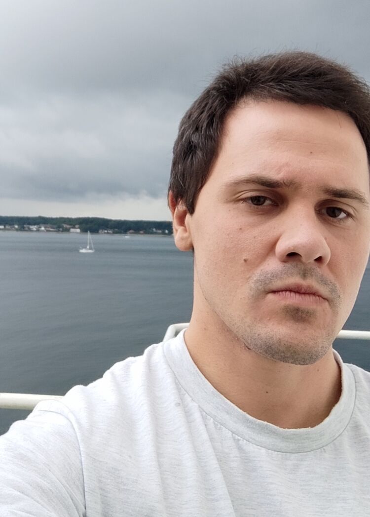  ,   Spiritchaser, 31 ,   , c 