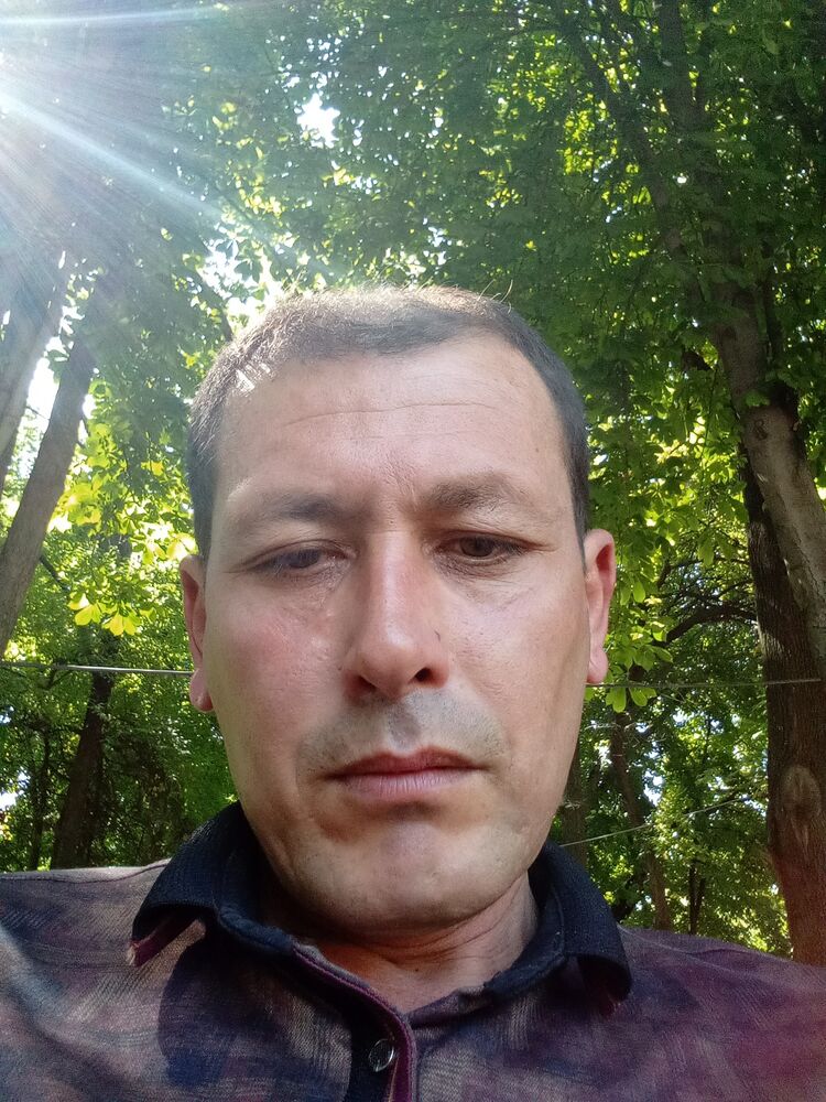  44914250  Azamat, 40 ,    