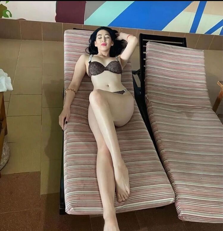  38041880  Diana, 20 ,    -