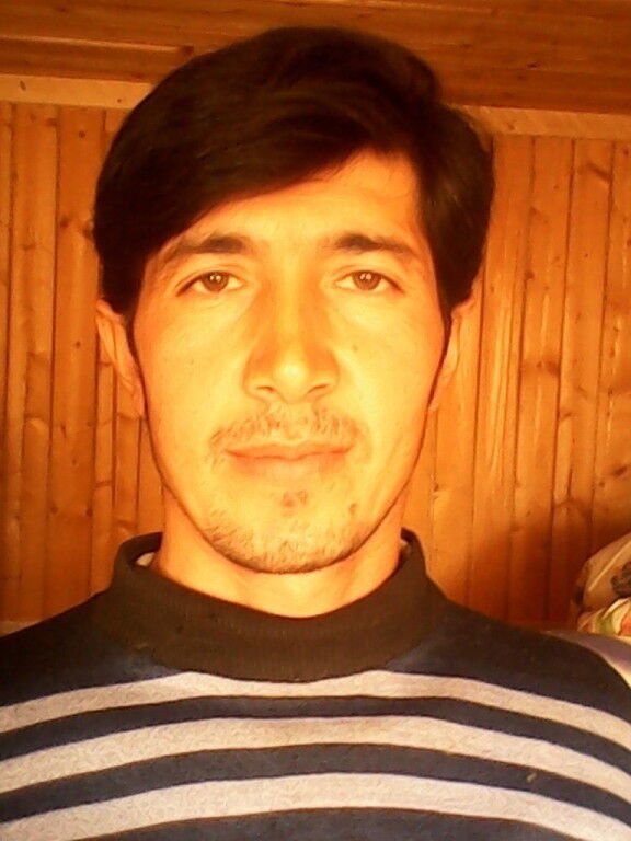  19686040  Jobir, 42 ,    