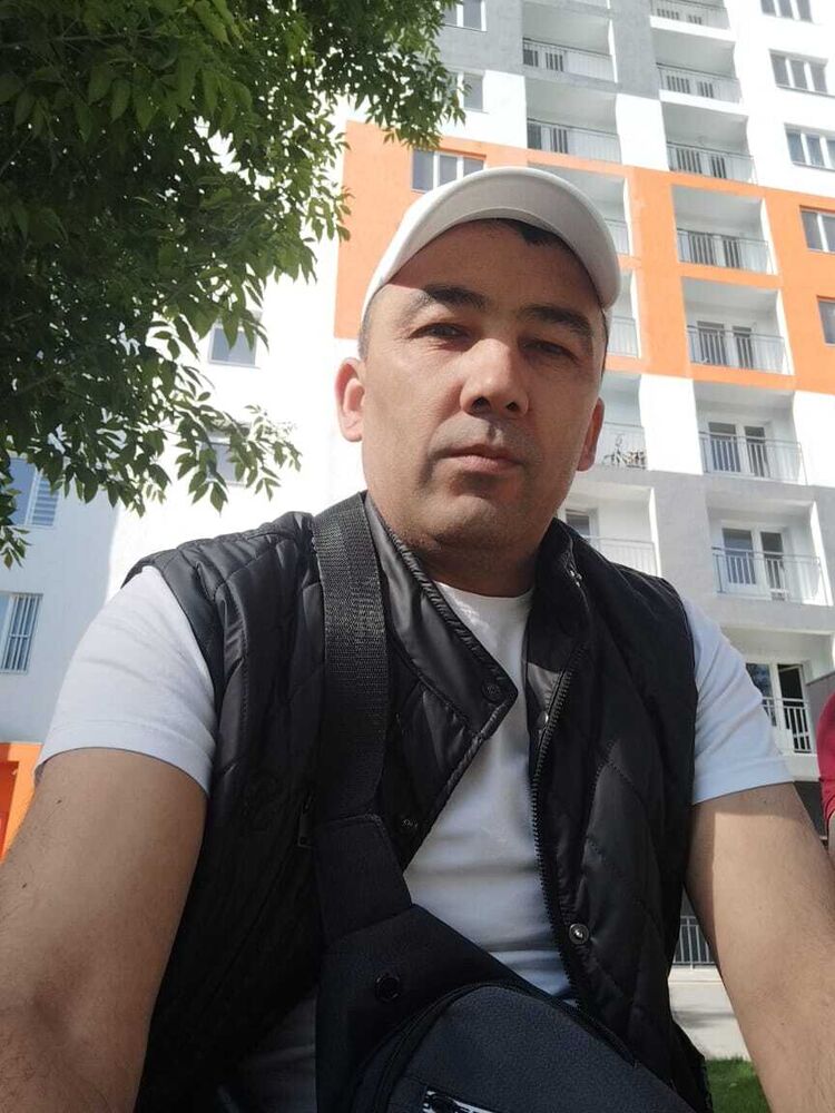  ,   Ali, 42 ,   ,   , c 