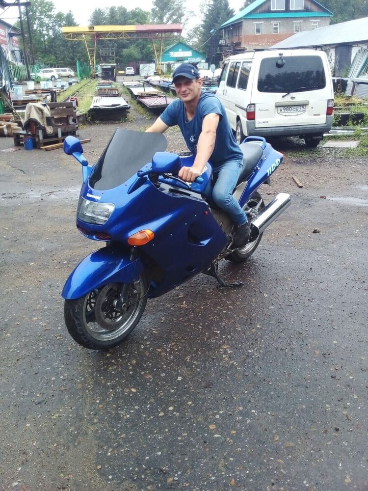  ,   Andrei, 30 ,   ,   , c , 