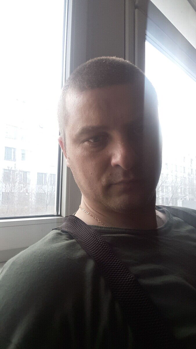  20399370  , 44 ,    