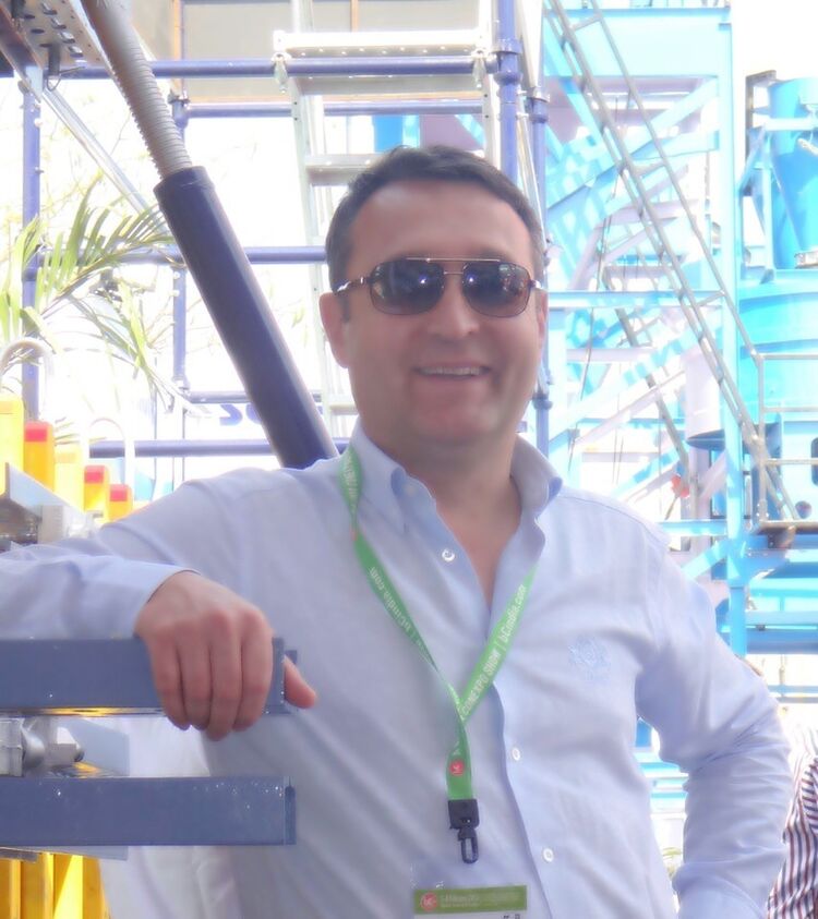 7523530  Necati, 47 ,    