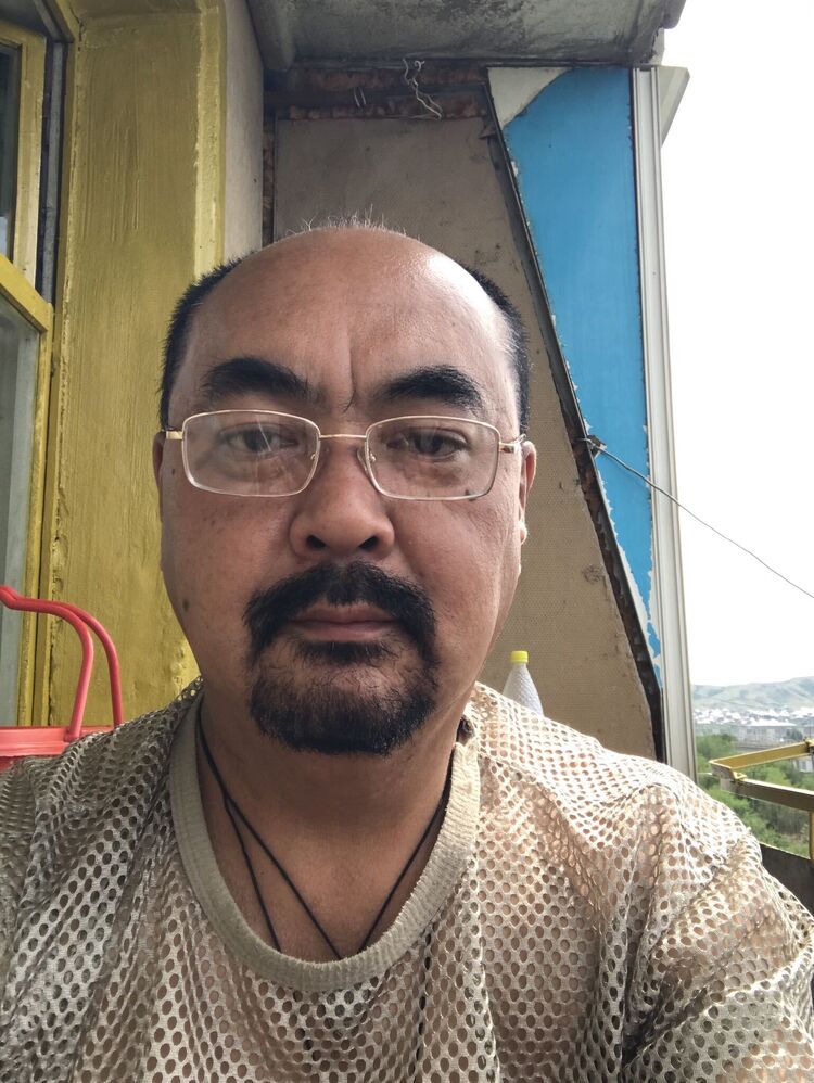  ,   Erlan, 62 ,   ,   
