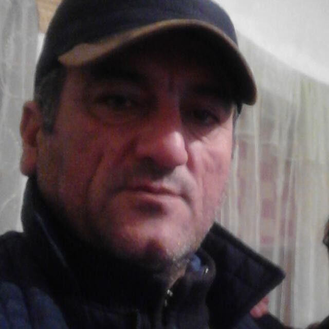  14976160  Rizvan, 51 ,    