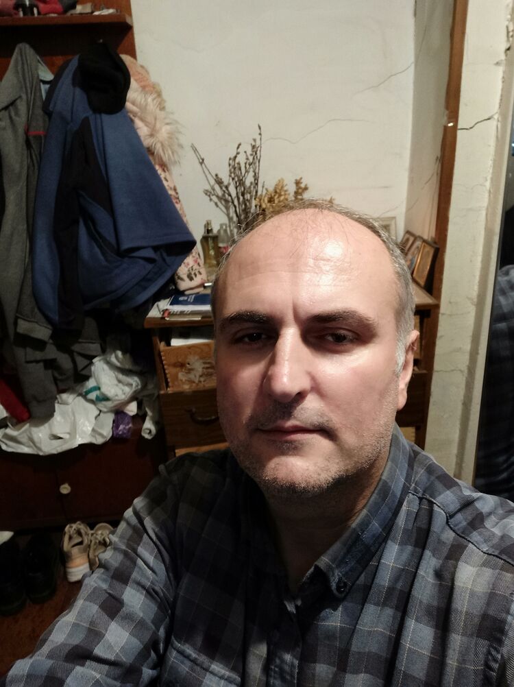  ,   Konstantine, 50 ,   ,   