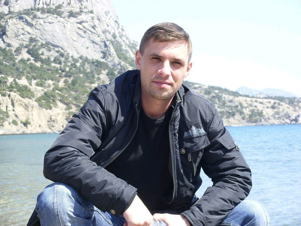  18482190  Andrey, 45 ,    -