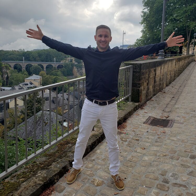  29452940  Ghenadie, 40 ,    