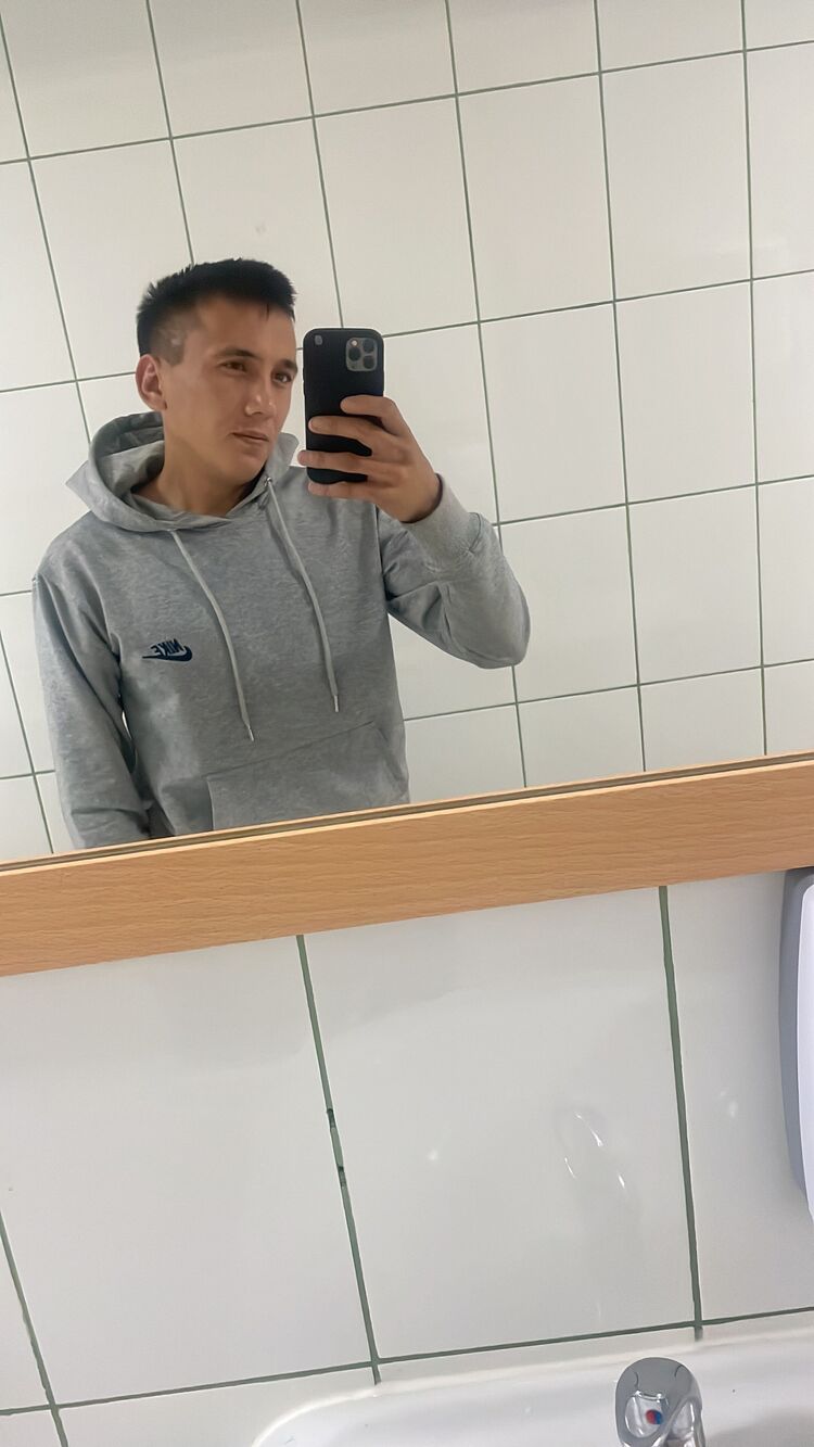  46564520  , 27 ,    