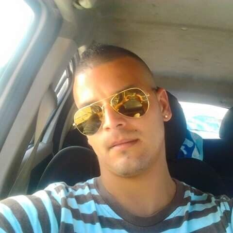  20664620  Raouf Sahel, 33 ,    Algiers