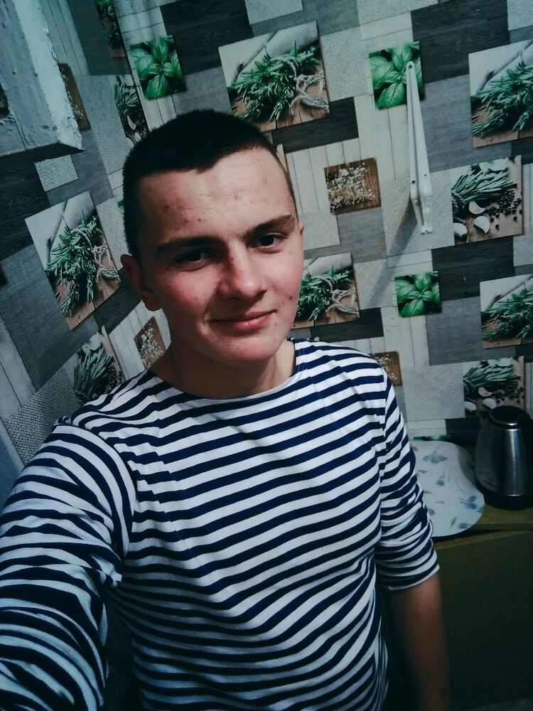  -,   Anton, 27 ,   ,   , c 