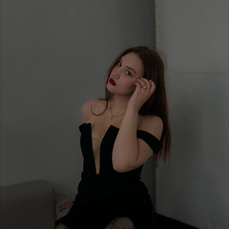  40564390  , 21 ,    -