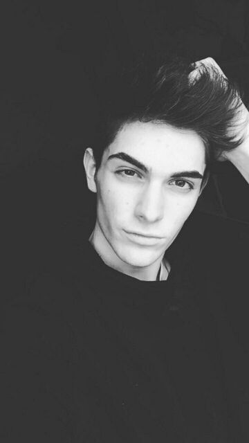  ,   Ivan, 26 ,   ,   , c 