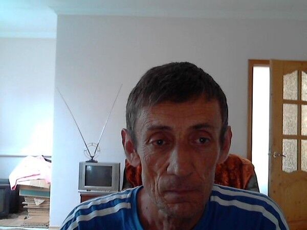  6421500  Alan, 64 ,    