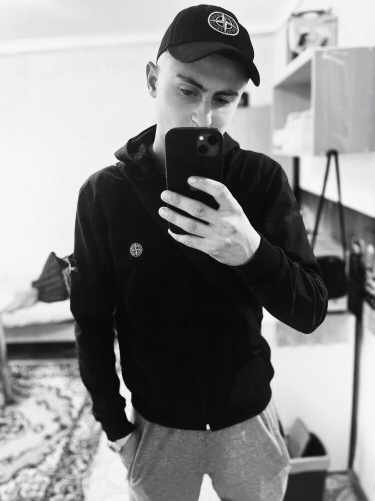  43088360  , 20 ,    