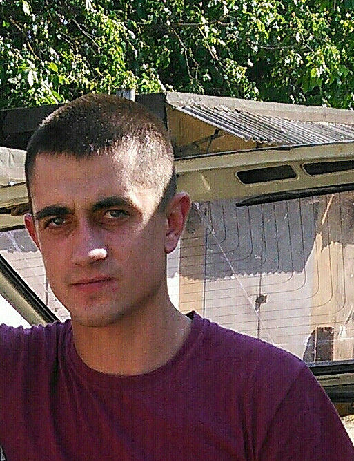  6095200  Anatol, 36 ,    