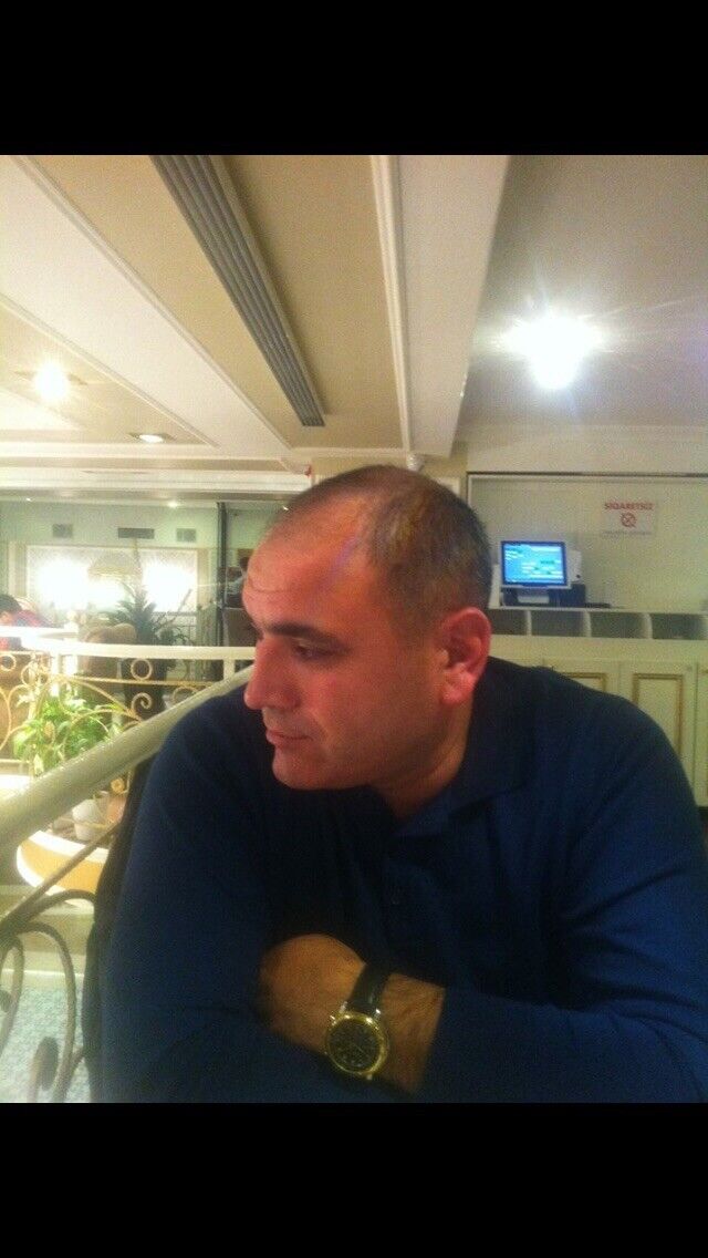  6388200  Robert, 47 ,    