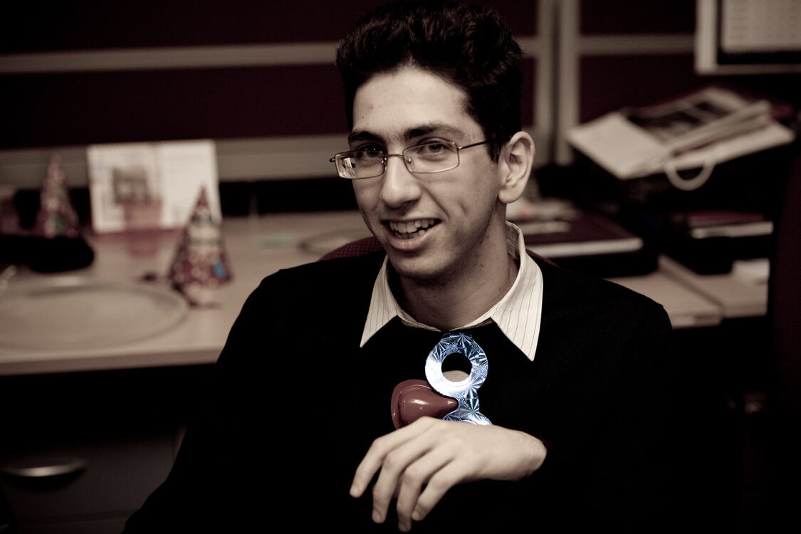 ���� 9715940 ������� �����, 38 ���, ���� ���������� � ������