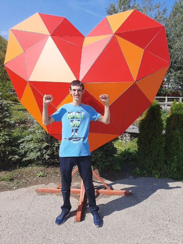  ,   Kirill, 37 ,   ,   , c , 