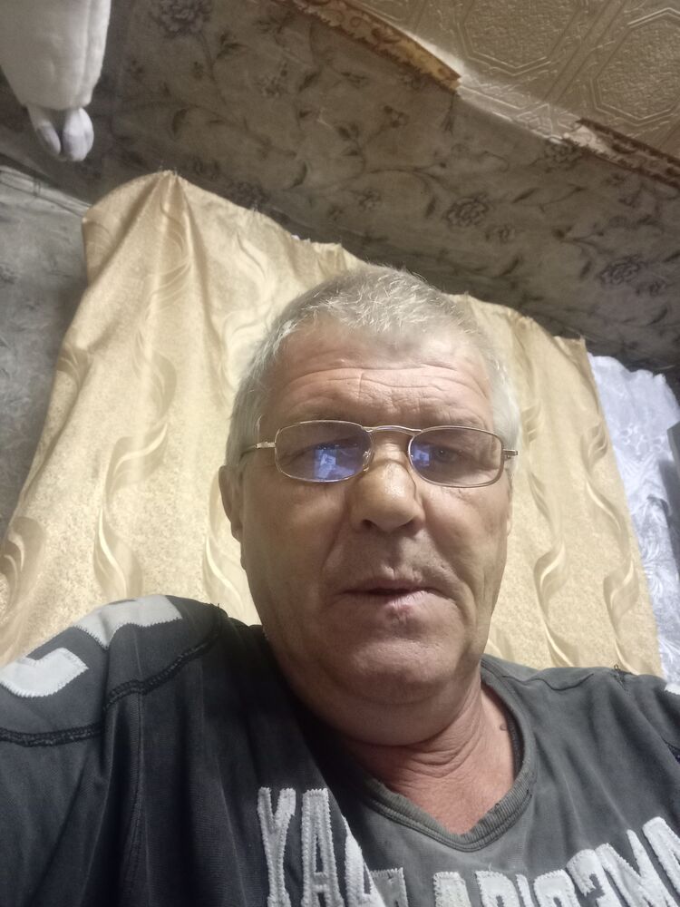  42261660  , 57 ,    