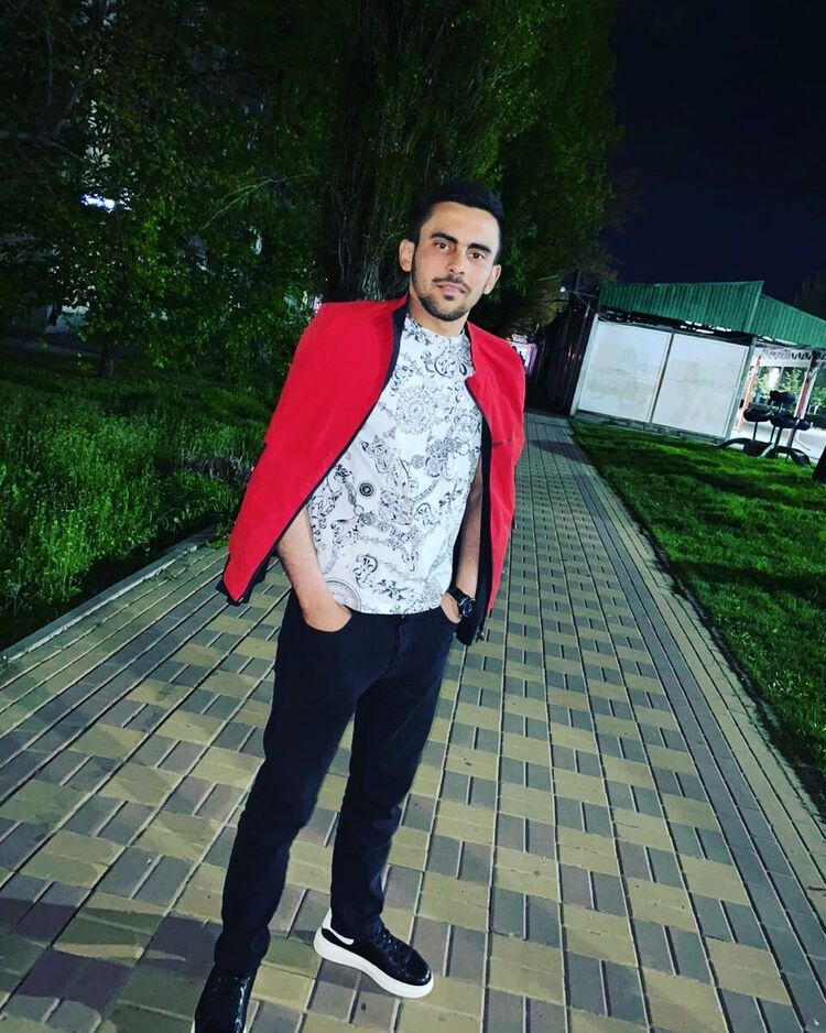  35288180  , 33 ,    --