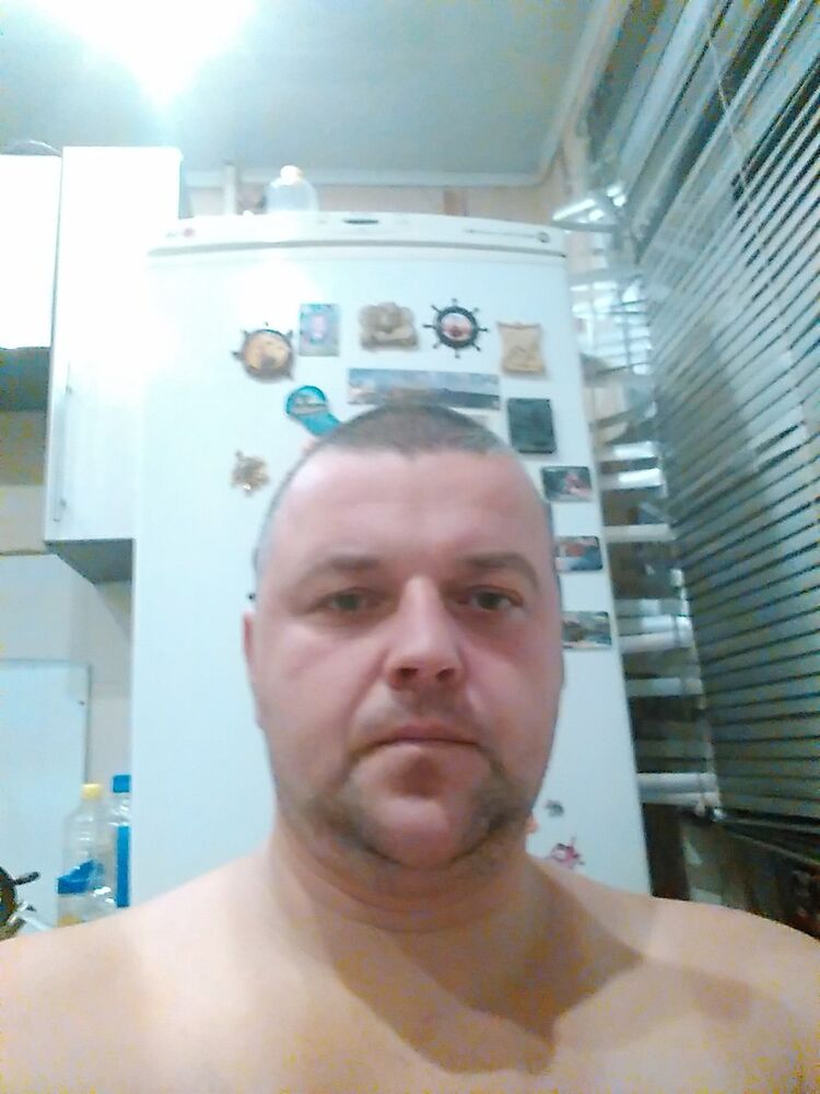  8202420  , 49 ,    