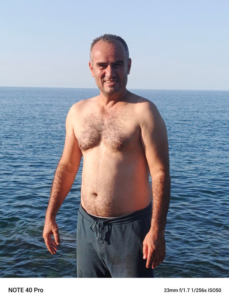  54013530  Mehmet, 42 ,    