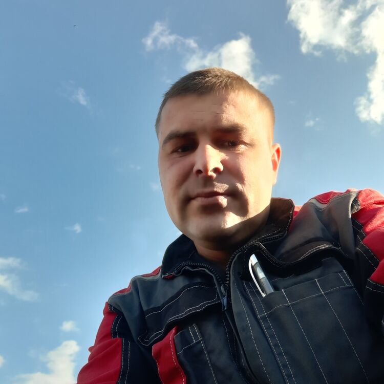  -,   Artem, 37 ,   ,   , c 