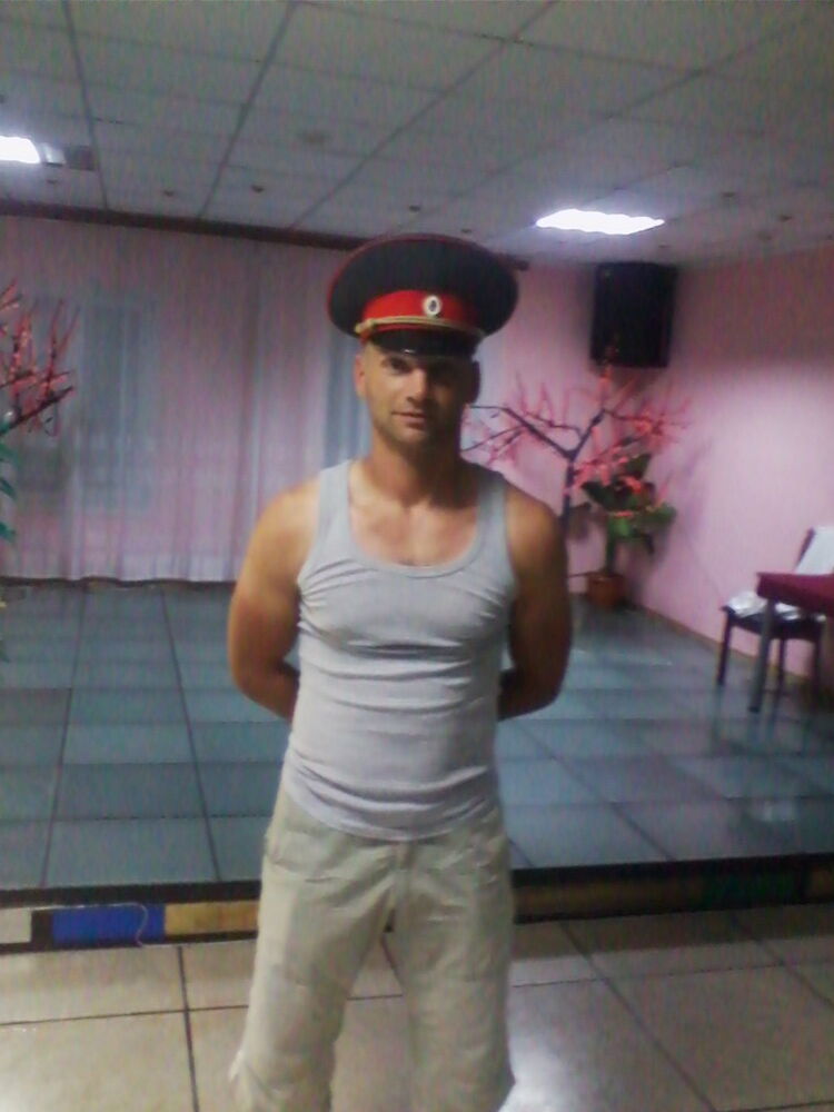  5053260  Srpko, 42 ,    