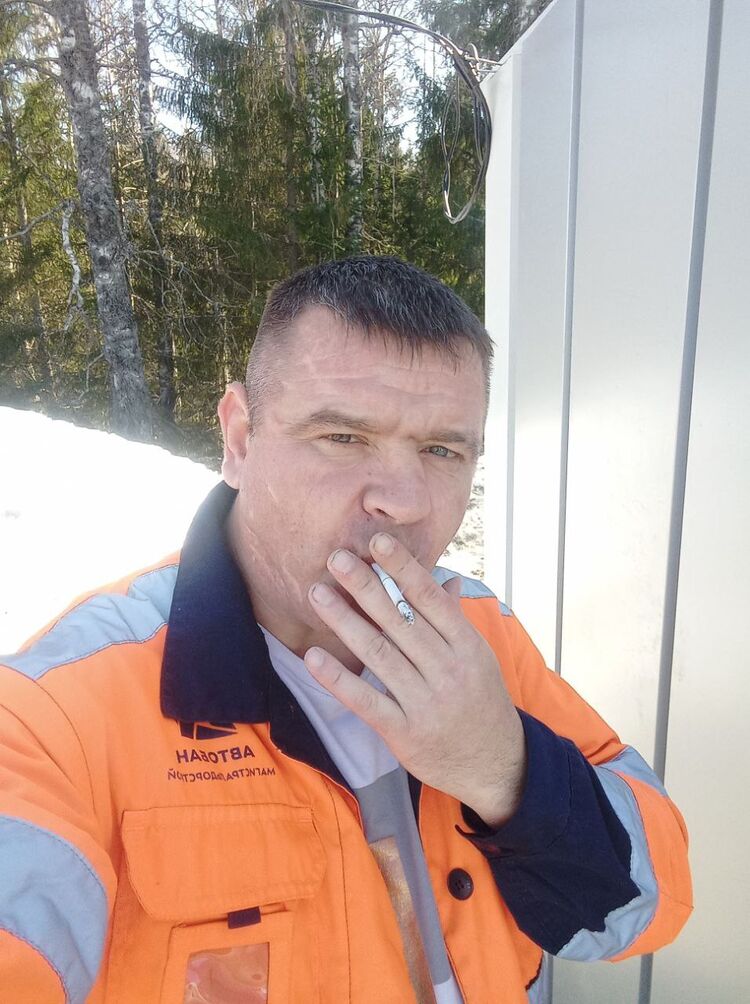  46973280  , 42 ,    