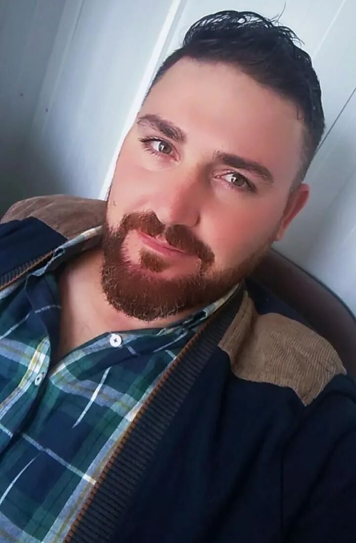  30350860  Efe, 39 ,    