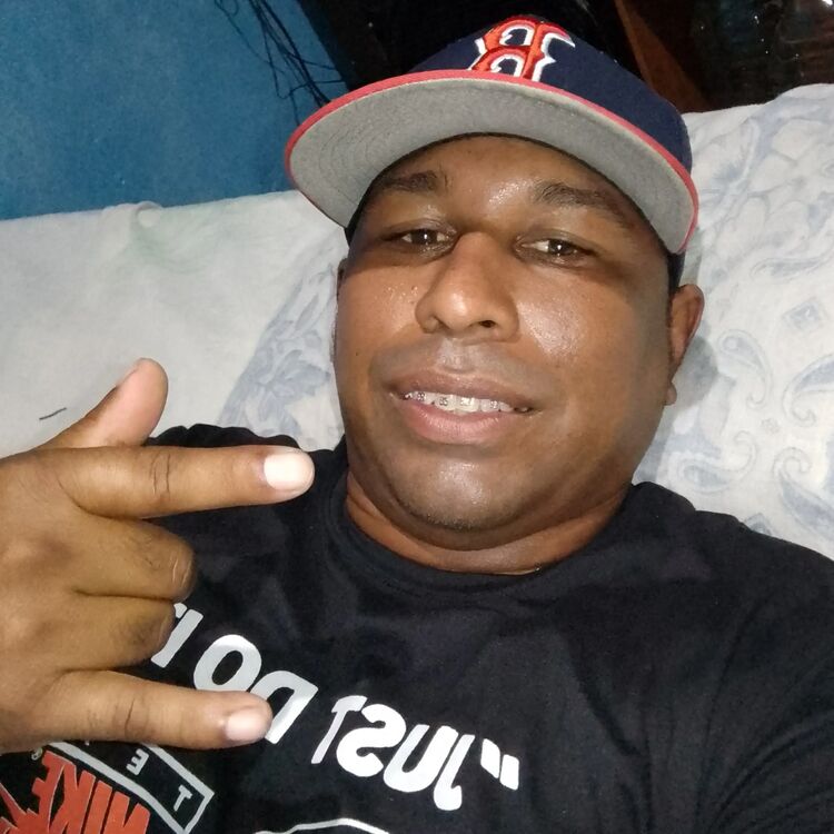  48697150  Cesar, 38 ,    
