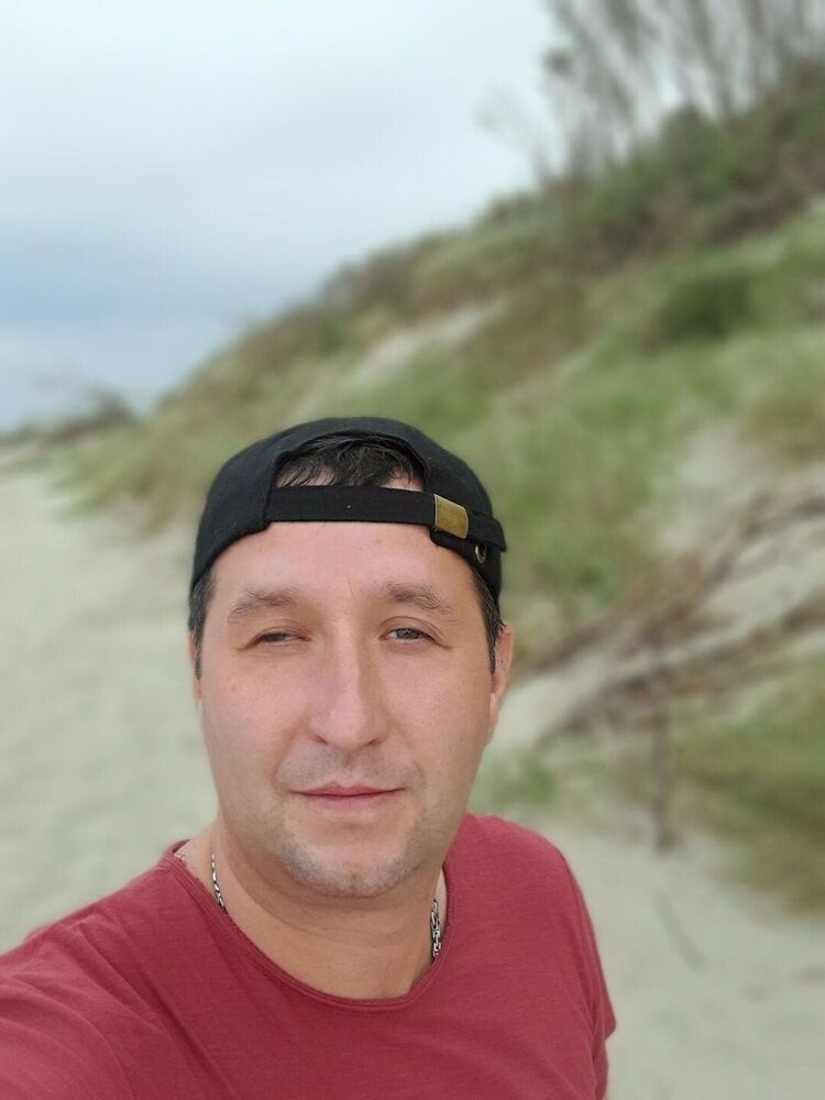  -,   , 42 ,   ,   