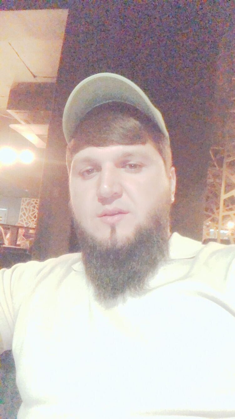  39123530  Gafur, 34 ,    