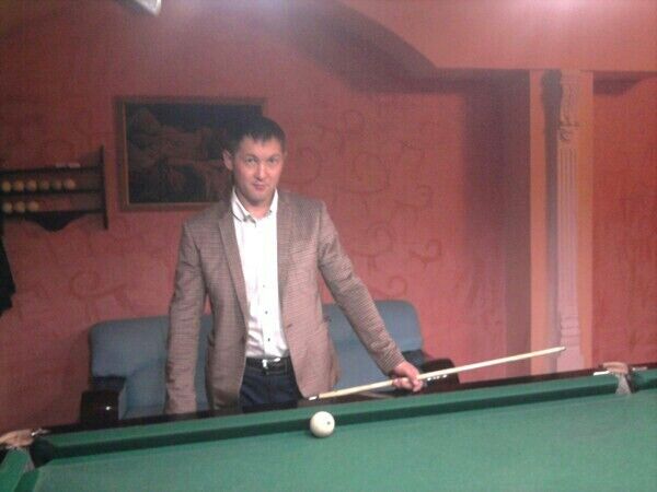 3996850  Erlan, 45 ,    