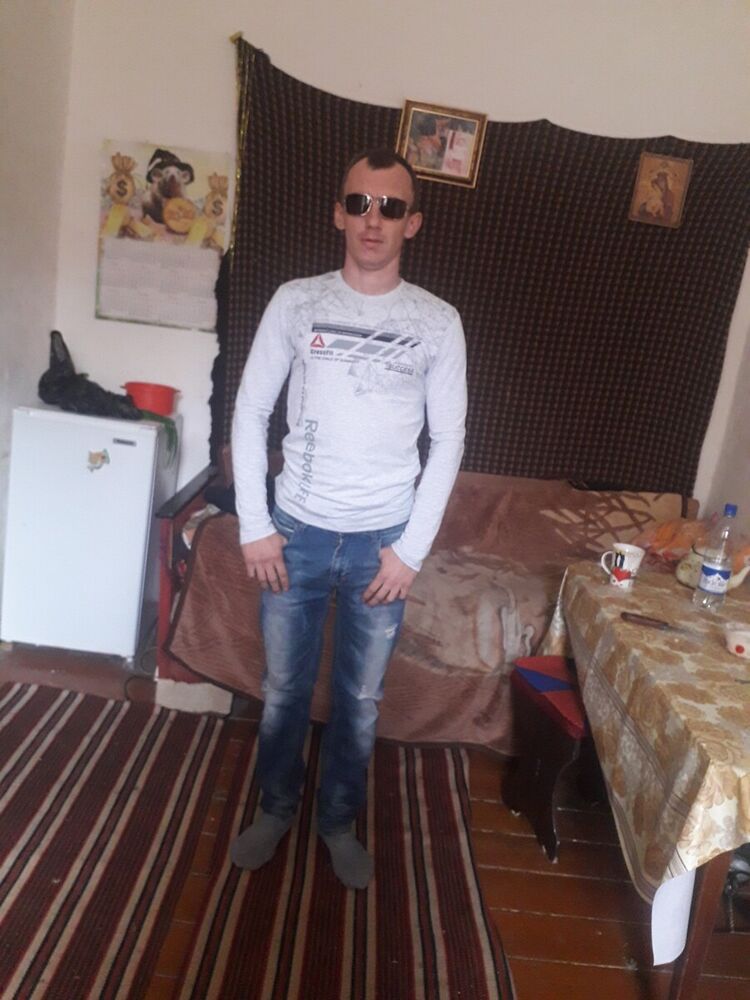  22039060  , 36 ,    