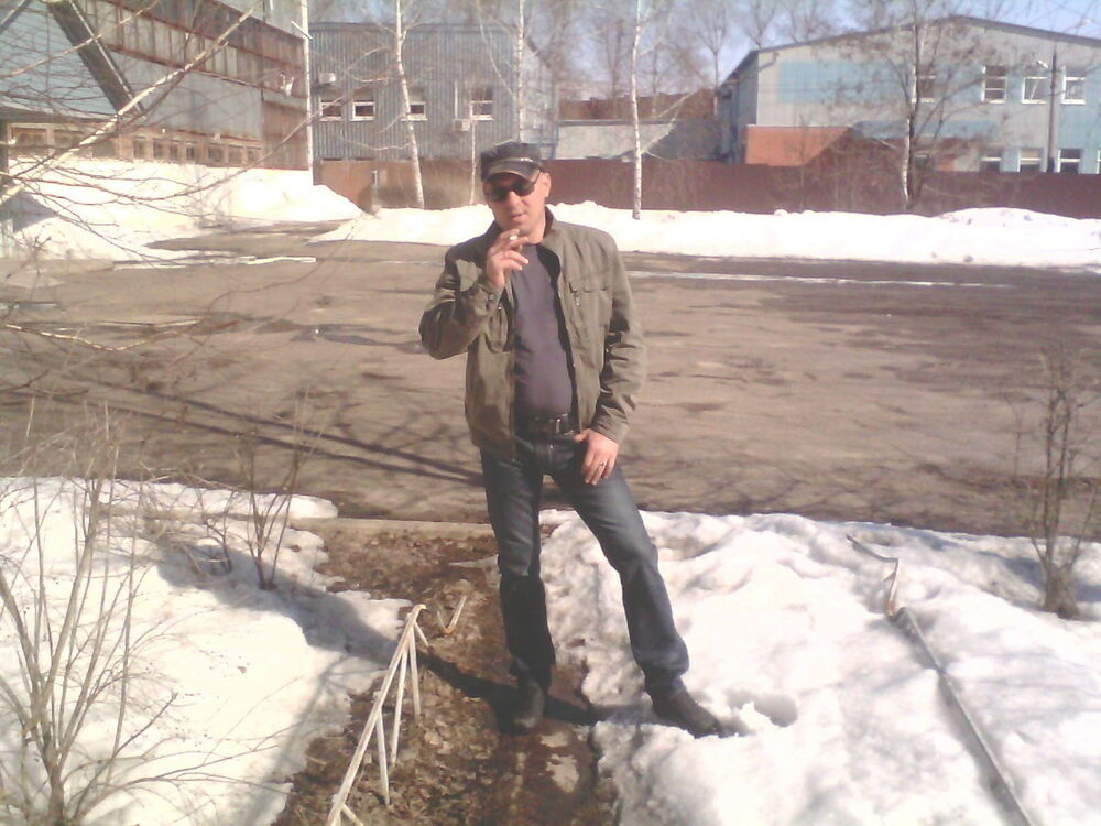  4364100  Vova, 46 ,    