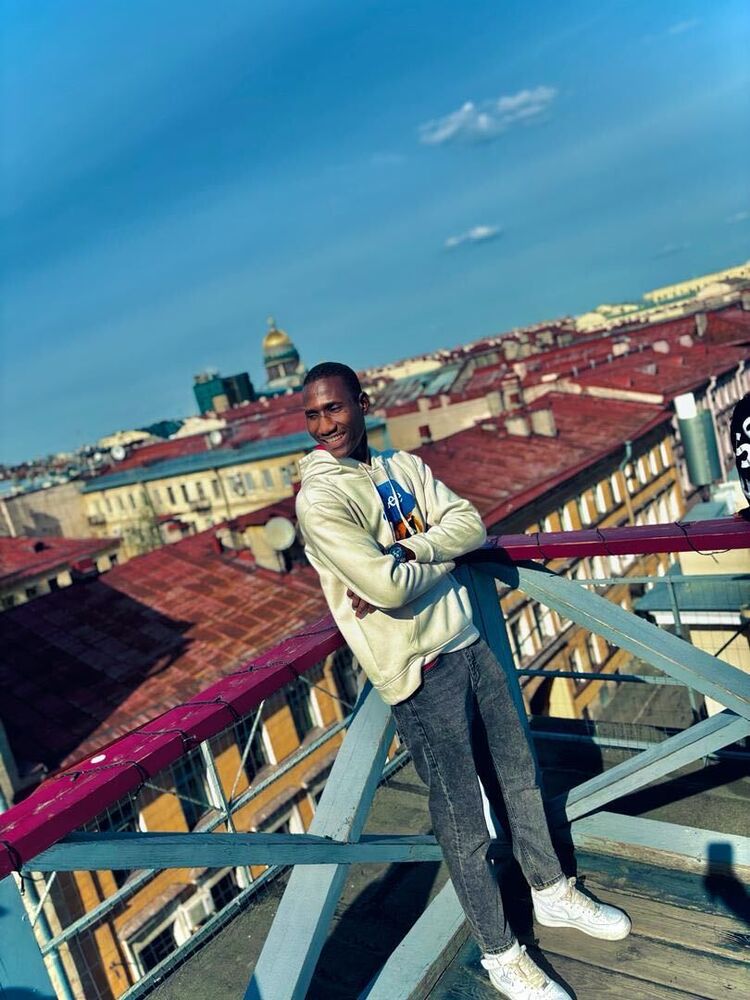  44371280   , 22 ,    -