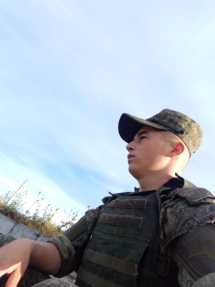  53653710  , 19 ,    