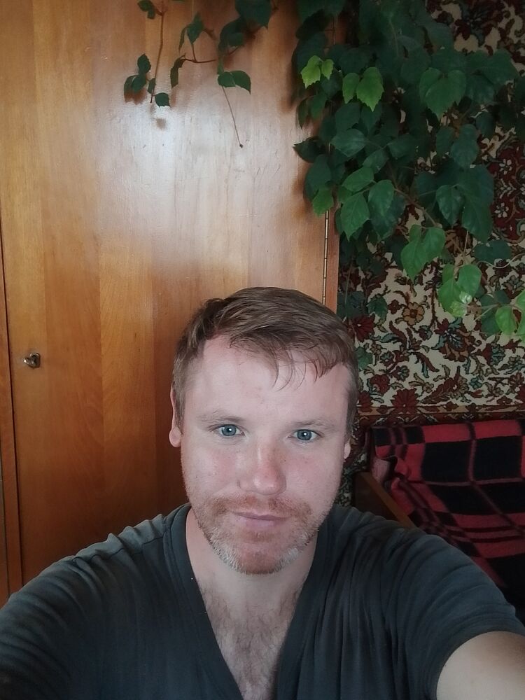  52984280  , 39 ,    