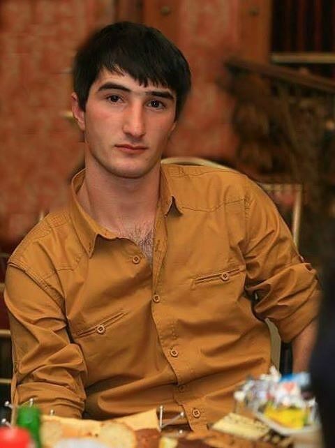  ,   Arman, 28 ,   ,   , c 
