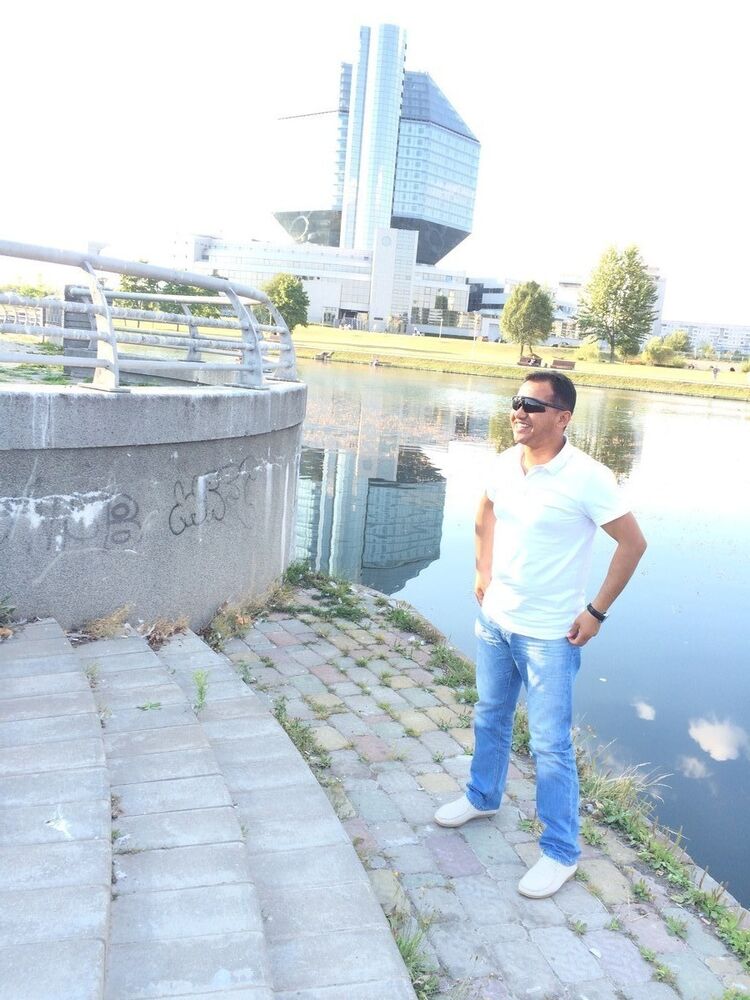  ,   Ali, 43 ,   