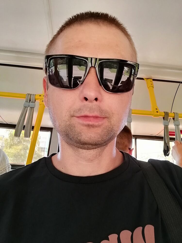  52931770  , 38 ,    