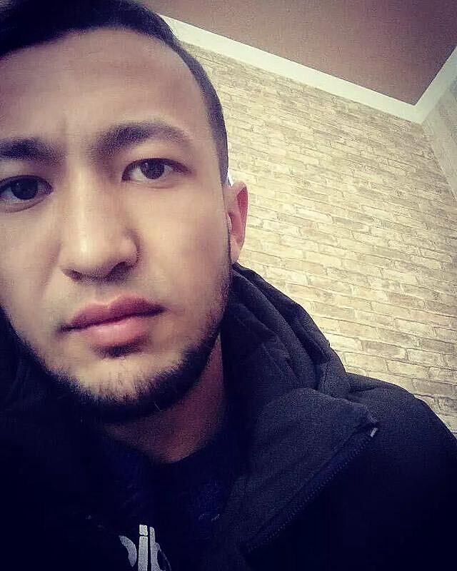  31117140  Aziz, 28 ,    