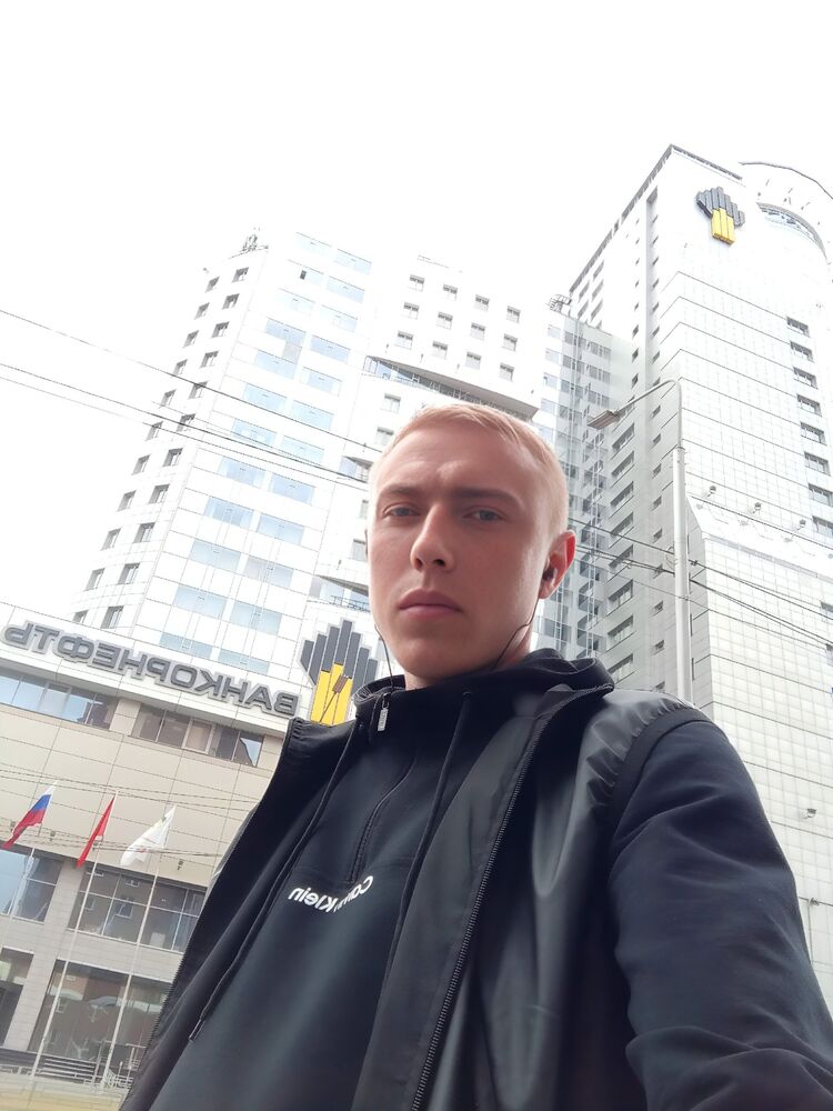  47137210  Andrey, 27 ,    