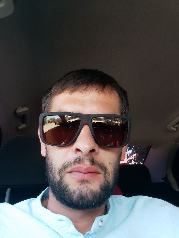  28895300  , 38 ,    